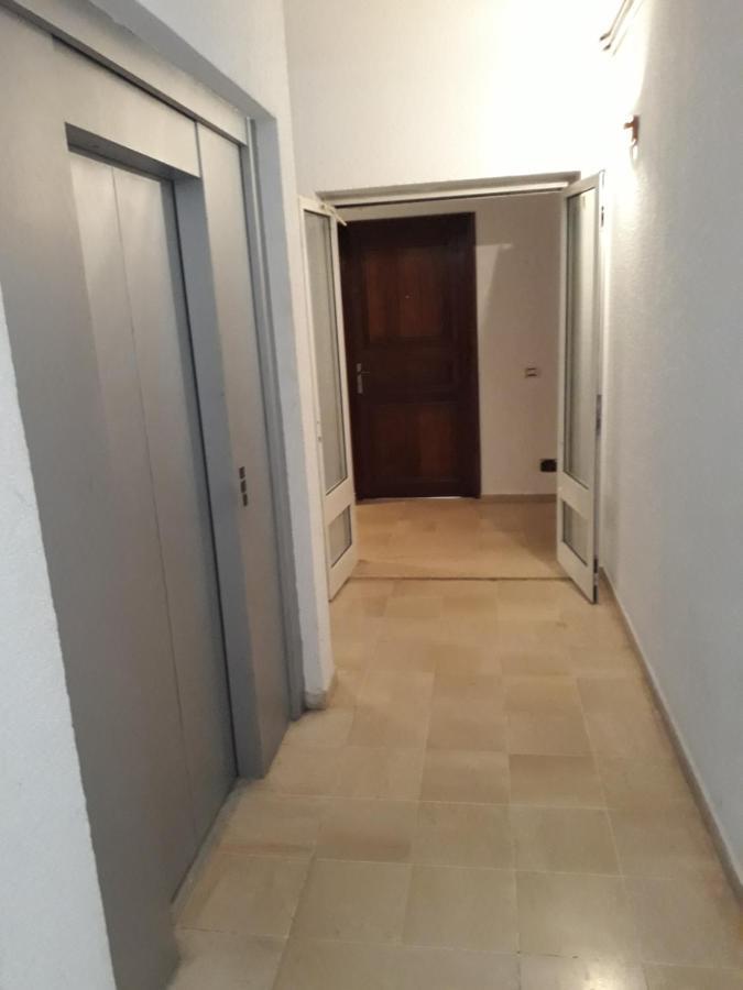 Joli Studio, 17 Avenue Hedi Nouira Ennasr 2, Ariana, Tunis Luaran gambar