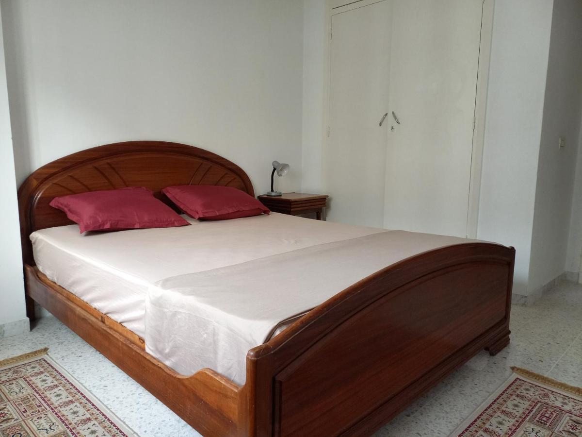 Joli Studio, 17 Avenue Hedi Nouira Ennasr 2, Ariana, Tunis Luaran gambar